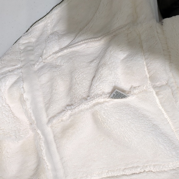 Valerie Stephens large coat Inv244 - Picture 6 of 8